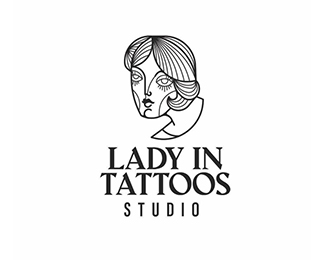 LADY IN TATTOOS