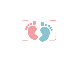 Petite Feet Logo