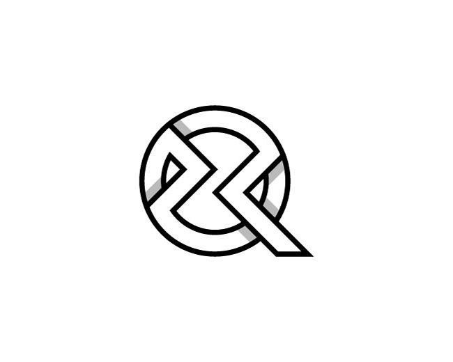 Zq Qz Logo